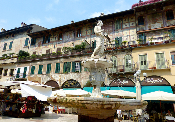 Verona Piazza delle Erbe
