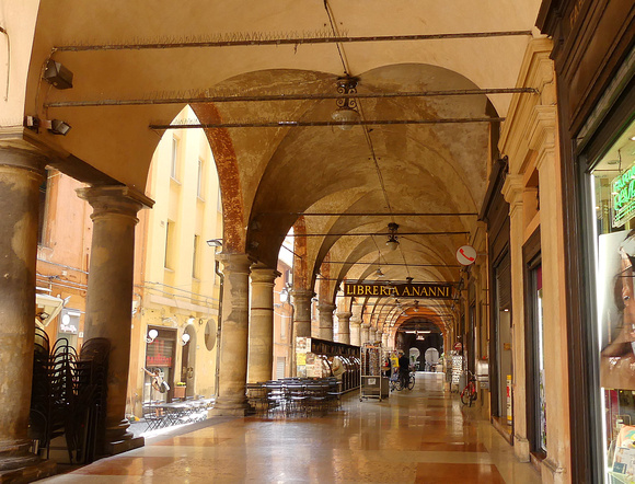 Bologna via Clavature