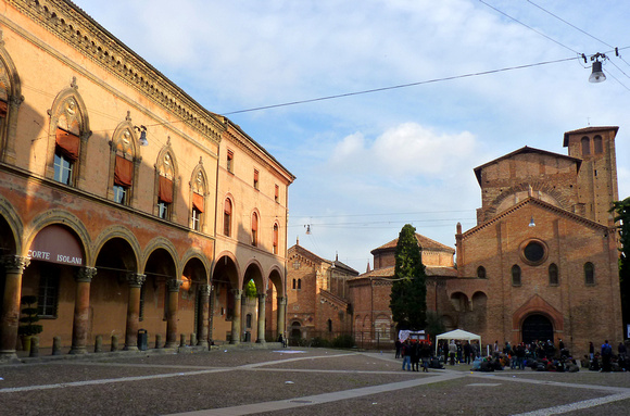 Bologna Piazza S Stefano