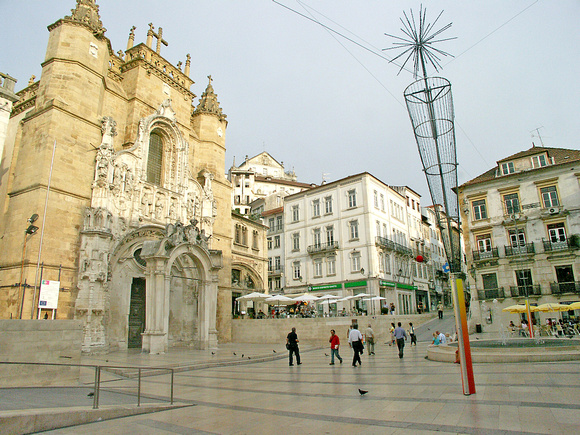 Coimbra Praca 8 de Maio  Igreja e Mosteiro de Santa Cruz