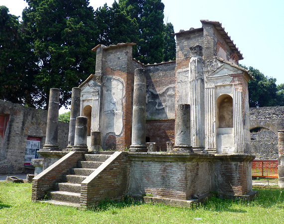Tempio di Iside Pompeii